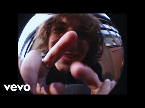 Tooth - The Age of Innocence (Official Video)