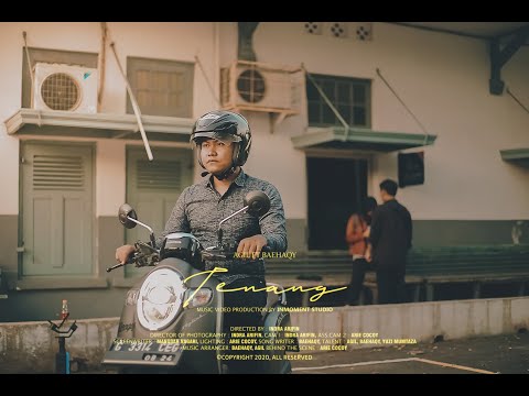 Agil ft Baehaqy - Tenang (Official Music Video)