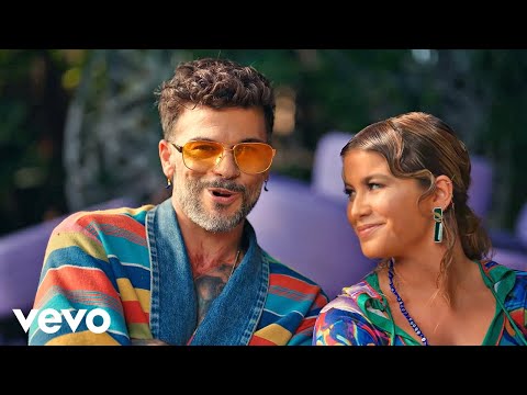 Sofía Reyes & Pedro Capó - Casualidad