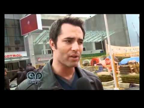 Victor Webster in Continuum
