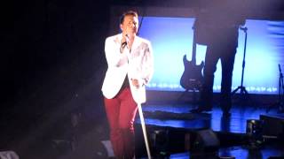 Kicking Stones - Johnny Reid