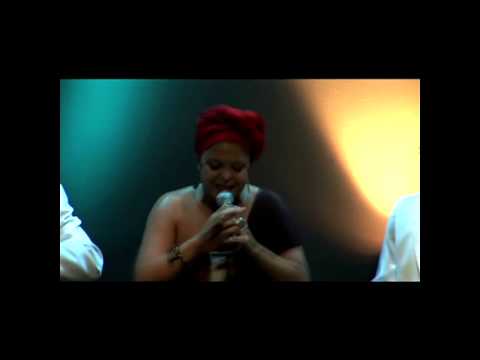 Fabiana Cozza e Quinteto em Branco e Preto - Novo Viver (Magnu Souza e Maurilio de Oliveira)