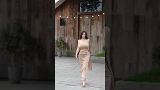 Download lagu attractive walking style for girls😍#tiktok #chinesefashion #shorts mp3