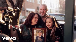 Josh Turner - Find Me A Baby - Behind The Scenes With The Foster Family