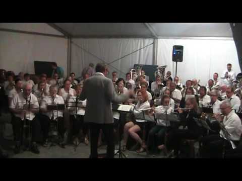 Mars belgian fanfarele reunite din Leefdal si Bertem Belgia