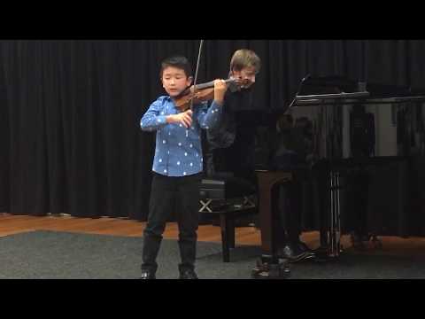 Wieniawski Concerto No 2, 3rd movement - Christian Li (9 yrs old)