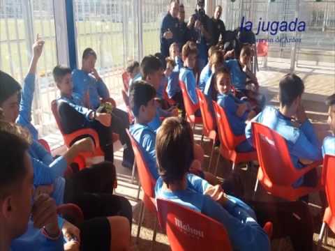 Hugo Fraile, en el Campus de Navidad del Atlético Torrejón (261216)