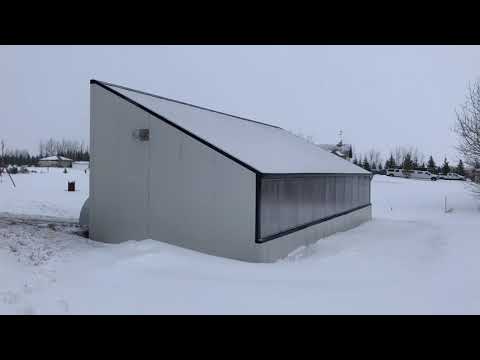 4 Season Greenhouse and Aquaponic Gardens - Cold Climate Farming