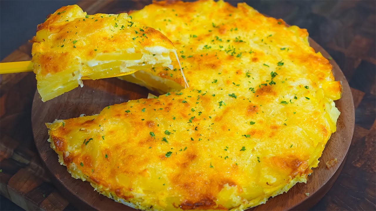 Potatoes with eggs are better than pizza! I cook it almost every day! Amazing Potato Recipes