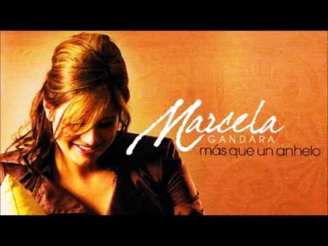 Girando hacia Ti  -   Marcela Gándara.