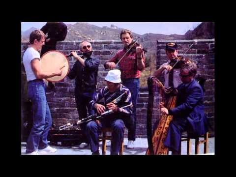 The Chieftains feat. Bon Iver - Down in the Willow Garden