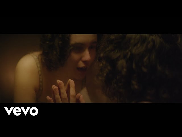 Video zu 'Voce' ansehen