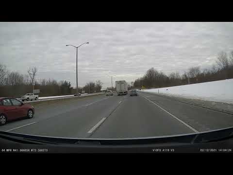 Dash Cam Driving Fail: Near Miss on I-91 South in Enfield, CT - February 12, 2021