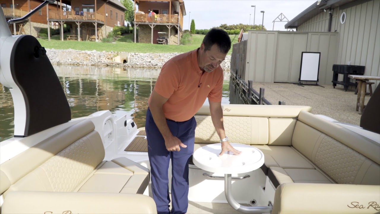 Официальный обзор Sea Ray SDX 270