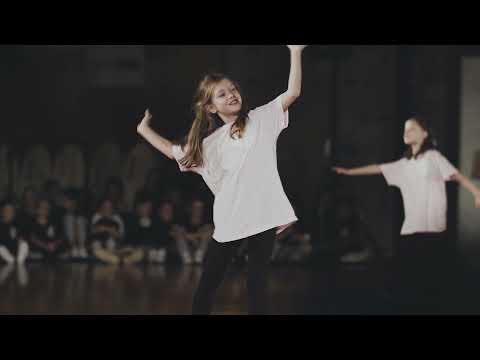 Plesni Studio Špela - zapleši z nami