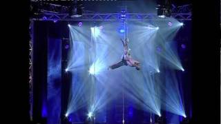 Suzie Q and Toby J - Double Trapeze (Red Riding Hood)