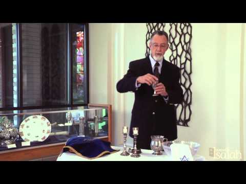 How Do You Jew? Welcoming Shabbat in Your Home with Rabbi Roberto Graetz