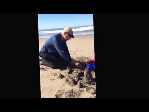 Daddy and Jaidee at the beach