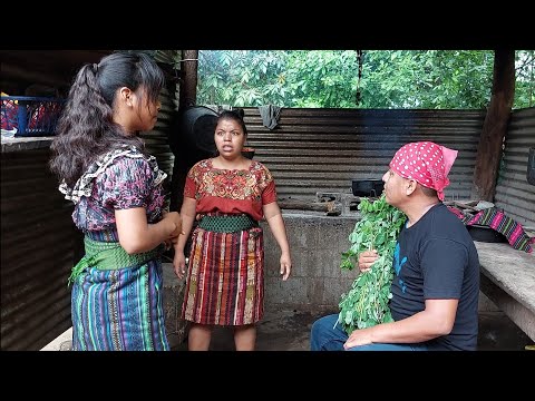 He Arrived To Ask His Girlfriend With A Bunch Of Chipilin Things That Happen In Guatemala🤣