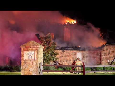 11-03-2021 Justin, TX -3 alarm wind driving fire guts 4k square ft home as VFD's tanker in water