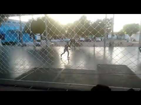 Olha o que esse cara fez 😂😂