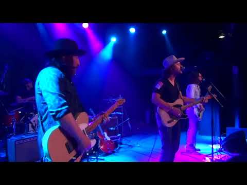 "Six Days on the Road" The Silks live at the Sinclair, Boston - July 2018