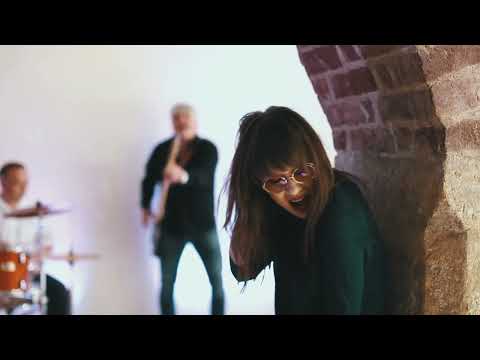 KH Band - KH BAND - Rolling in the deep