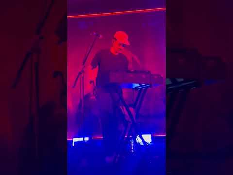 MEnuju tahun lama yang terasa baru !   #besixxs #music #love