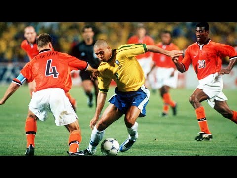 Ronaldo R9  - When Football Becomes Art