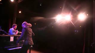 #Rappel Jann Halexander chante &#39;Aucune Importance&#39; avec le public 5/10/2020, Théâtre Michel, Paris