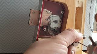 Album cover: General locksmith work
