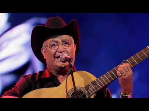 Eliades Ochoa - Desde el gran teatro de La Habana