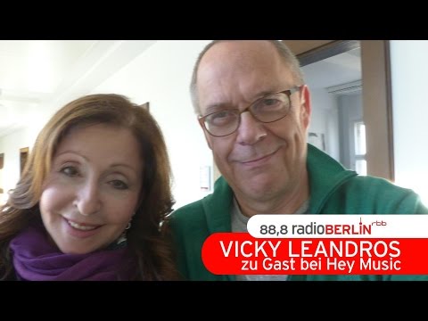 download lagu mp3 mp4 Vicky Leandros 4 Cd, download mp3 Vicky Leandros 4 Cd free download, download mp3 Vicky Leandros 4 Cd