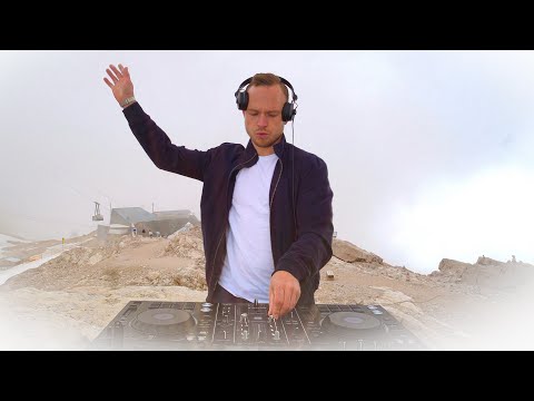 Melodic Techno DJ Live Set 2023📍Alps, Austria| Music: Lunar Plane, MRAK, Trilucid, Passenger 10