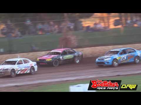 Modified Sedans - Heat 4 - IBRP Golden Helmet Series - Kingaroy Speedway - 18.03.2017