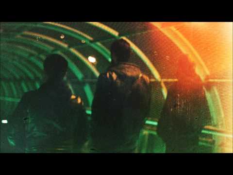 Muhe Bez Glave - Chateau