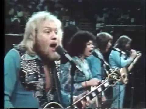 Rollin' Thru New Zealand - Kenny Rogers & First Edition 1975