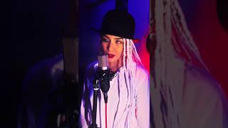 How To Produce: Sweet Dreams by Eurythmics