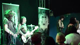 the family ruin - wake up