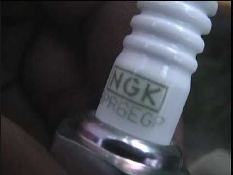 NGK BPR6EGP G-POWER Platinum Alloy spark plugs on 2E engine toyota.mpg