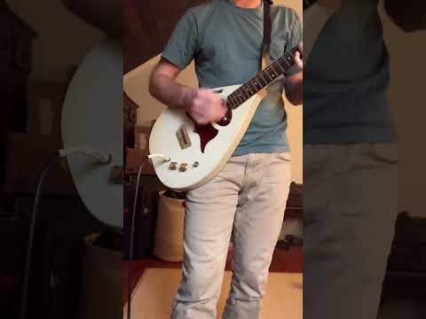 Danelectro Bellzouki 7010 Single Pickup 12-String 1961 - 1969 - White image 6