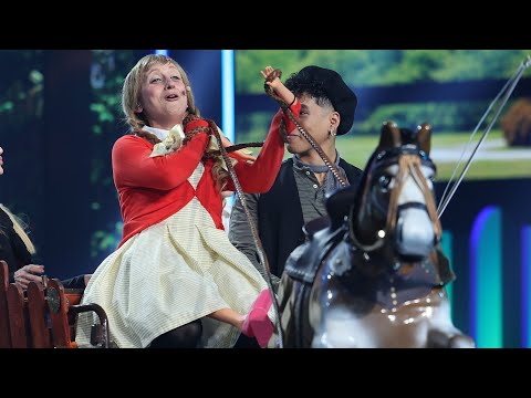 Susi Caramelo imita a Marisol en 'Corre, corre caballito' - Tu Cara Me Suena