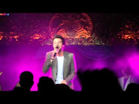 ESCKAZ in London: Amir (France) and Poli Genova (Bulgaria) (at London Eurovision)