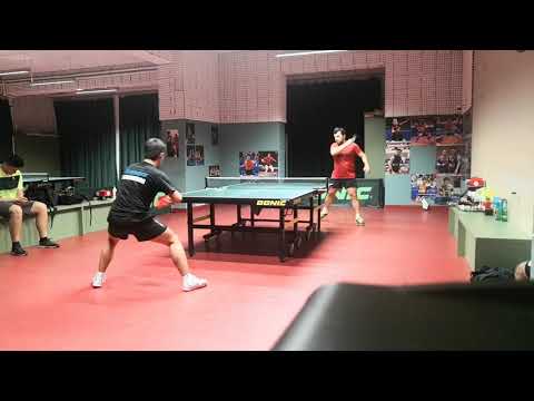 Alex Ciobanu la telefon