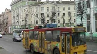 preview picture of video 'Obus in Gomel Belarus - Троллейбус в Гомеле Беларус Белороссия.MOD'