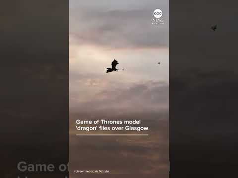 Game of Thrones model 'dragon' flies over Glasgow