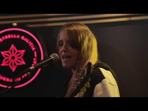 Bala, "Agitar", en Radar Estudios - No Surrender Series SON Estrella Galicia