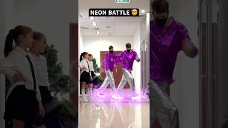 Шаффл Баттл 😎🔥 Girls 👧 VS Boys 👦 WHO WIN ? 🏆🤔 NEON BATTLE 😨
