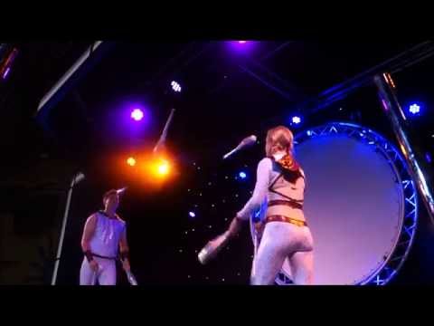 Professional Jugglers - Pass Go Juggling 2016