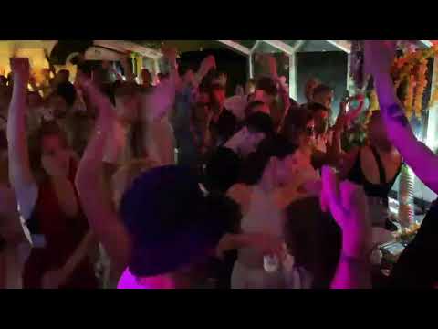 Arado plays "Tomi&Kesh, Jay de Lys - W2DO" at a Boat Party, Cologne